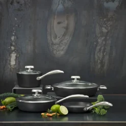 Scanpan Pro IQ chefpande med glaslåg Ø 32 cm