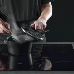 Scanpan Pro SB+ Induction kasserolle med låg sort non-stick 1.8 liter