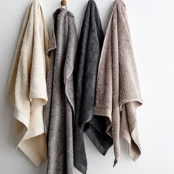 Södahl Organic Comfort håndklæde sort 50x100 cm