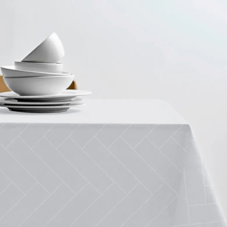 Södahl Tiles Damask dug optisk hvid 140x270 cm