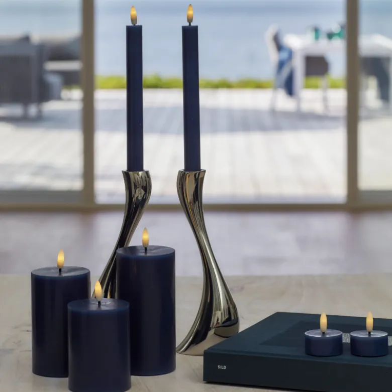 Sirius Sille LED bloklys mørkeblå Ø 7,5 cm H 12,5 cm