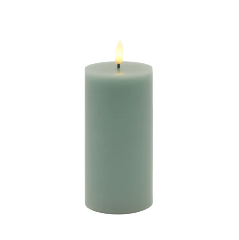 Sirius Sille LED bloklys olivengrøn Ø 7,5 cm H 15 cm