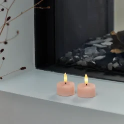 Sirius Sille LED fyrfadslys lyserød Ø 4,5 cm H 2,2 cm 2 stk.