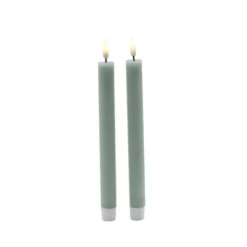 Sirius Sille LED kronelys olivengrøn Ø 2 cm H 25 cm 2 stk.
