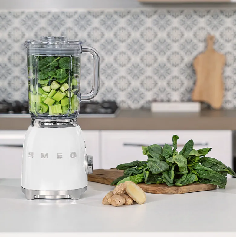 Smeg BLF03WHEU blender hvid 800 watt
