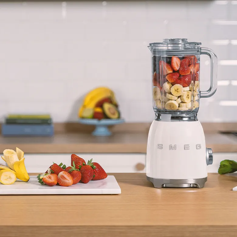 Smeg BLF03WHEU blender hvid 800 watt