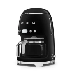 Smeg DCF02BLEU filterkaffemaskine med timer sort 1050 watt