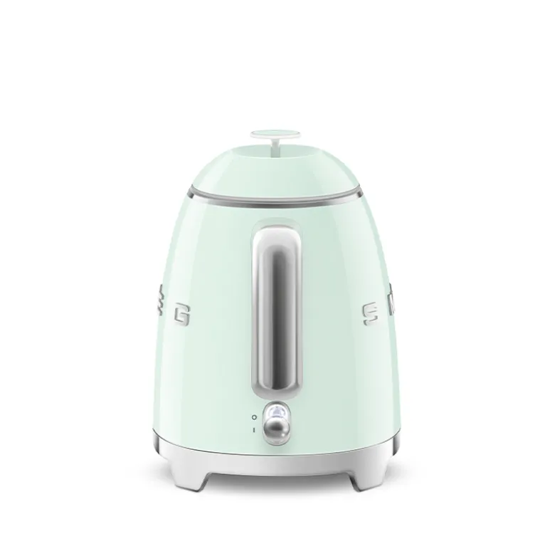 Smeg KLF05PGEU elkedel mini pastelgrøn 0,8 liter 1400 watt