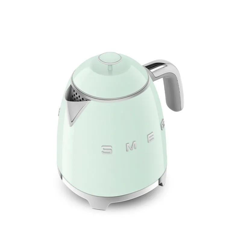 Smeg KLF05PGEU elkedel mini pastelgrøn 0,8 liter 1400 watt