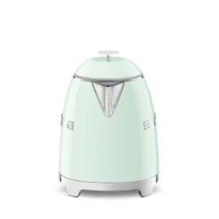 Smeg KLF05PGEU elkedel mini pastelgrøn 0,8 liter 1400 watt