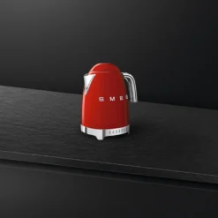 Smeg KLF04RDEU elkedel rød 1,7 liter 2400 Watt