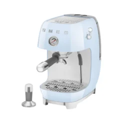 Smeg 50's Style cold brew espressomaskine pastelblå 1650 watt