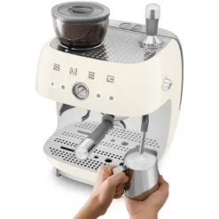 Smeg 50's Style manuel espressomaskine creme 1650 watt