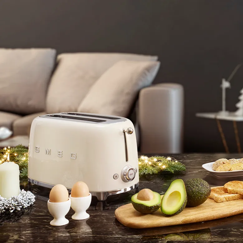 Smeg TSF01CREU brødrister creme 2 skiver 950 watt