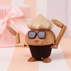 Spring Copenhagen Carrie cupcake
