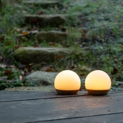 Spring Copenhagen Snowball genopladelig lampe Ø 11 cm