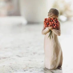 Willow Tree Surrounded by Love figur H 13 cm