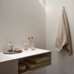 Zone Classic håndklæde sand 50x100 cm